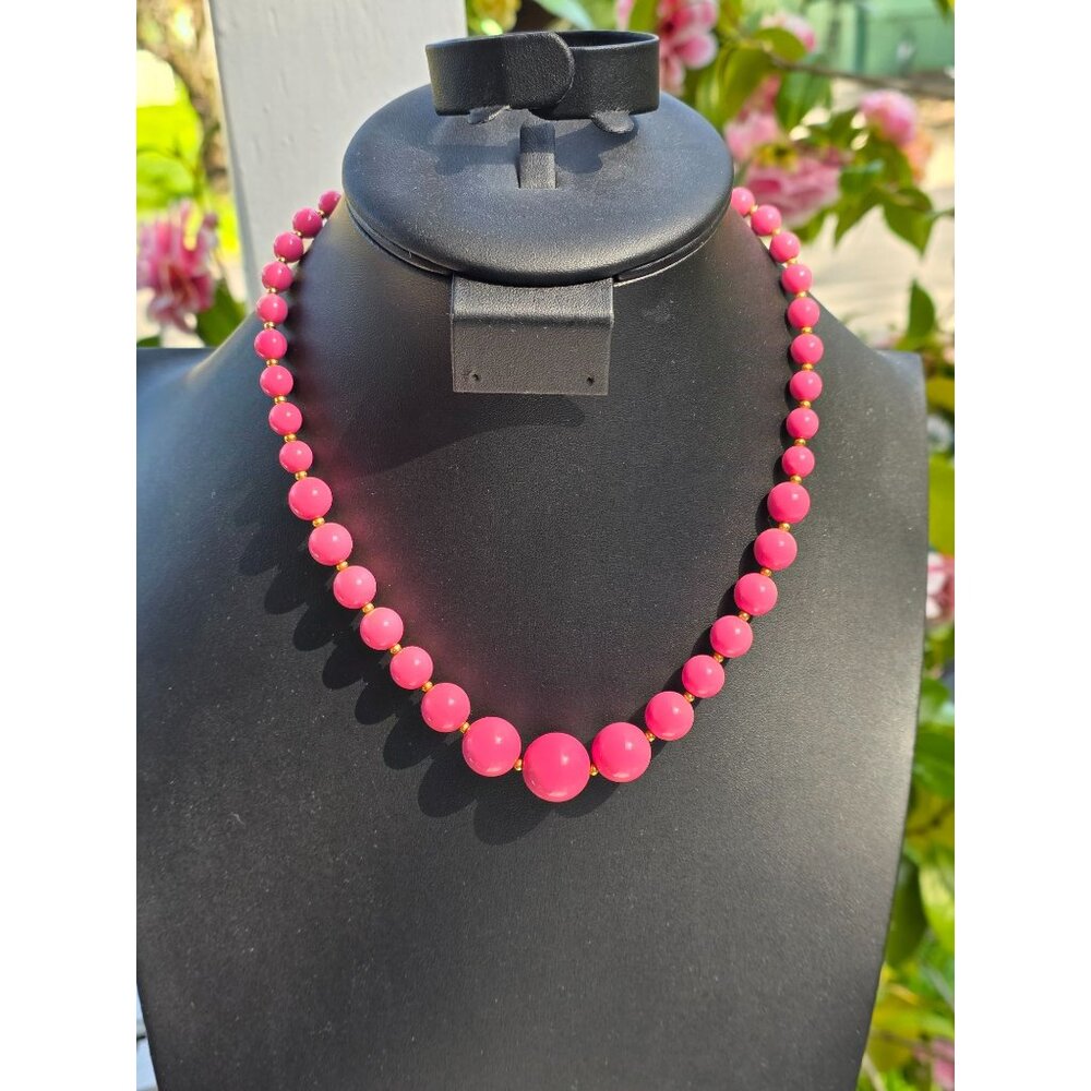 Marvella Vintage Pink Bead Graduated Necklace With‎ Gold-Tone Spacers 18"